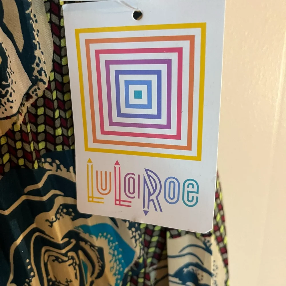 LuLaRoe Small Jill Pleated Green Rose Floral Skirt